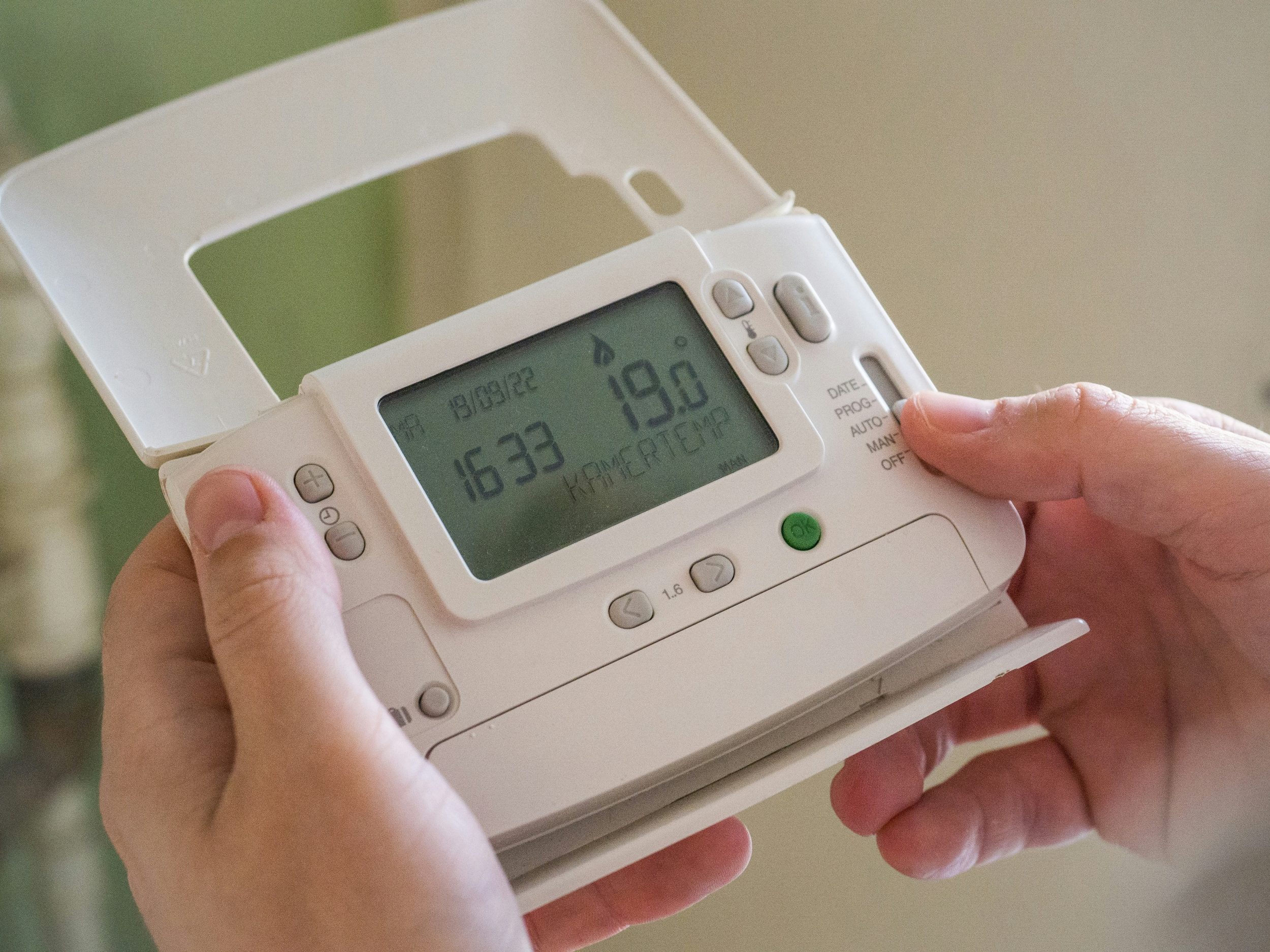 Government signals energy efficiency reforms – what home movers need to know